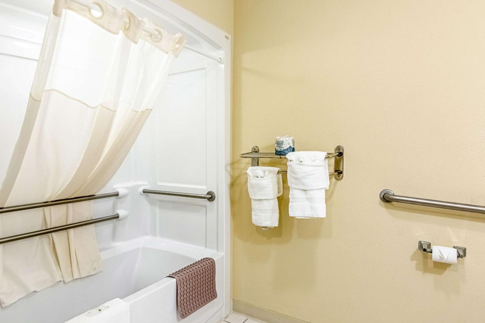 Quality Inn Burkeville Hwy 360 & 460 Eksteriør bilde