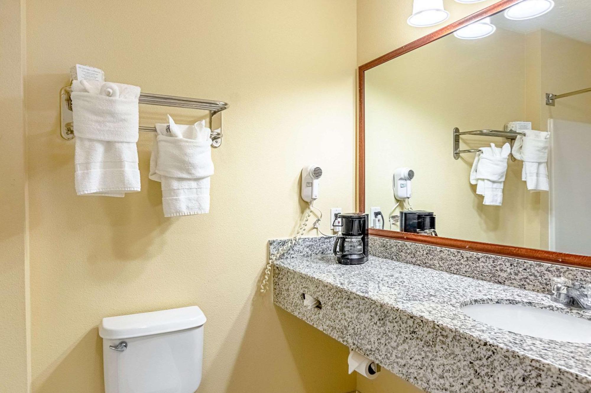 Quality Inn Burkeville Hwy 360 & 460 Eksteriør bilde